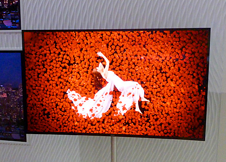 Illustration de la TV OLED incurvée Ultra HD présentée par Samsung au cours de l'IFA 2014 TV OLED incurvée Ultra HD Samsung