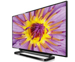 Toshiba expose les deux nouvelles TV LED de la s�rie L24 sur son stand IFA 2014