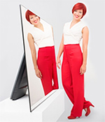 Illustration d'une TV Sony OLED A1 pr�sent�e par la Miss IFA 2017 - (cr�dit : Messe Berlin)