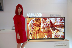 IFA 2015 : TV Grundig