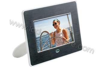 NORTEK Digital Photo Frame 7" - 7 pouces