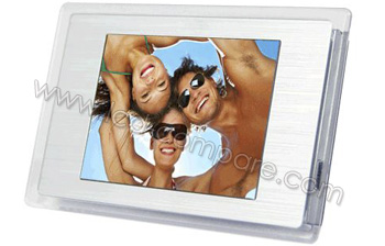 THUMBSUP DPF Fridge Magnet - 2.4 pouces